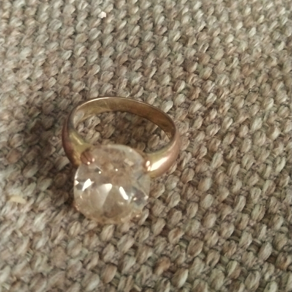 Beautiful crystal cocktail ring - Picture 2 of 3